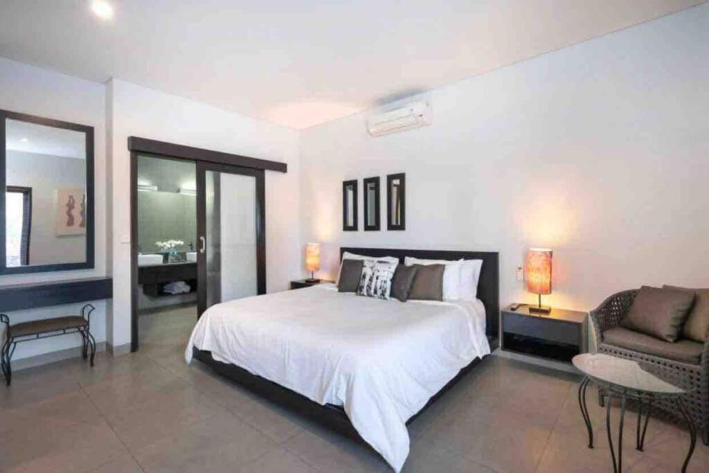 Villa Lamunan Seminyak Exterior foto