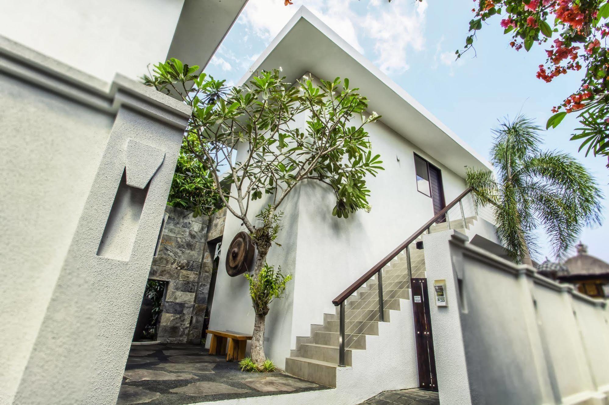 Villa Lamunan Seminyak Exterior foto